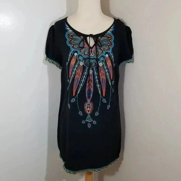 {Forever 21} Embroidered Tunic Blouse - Picture 1 of 10